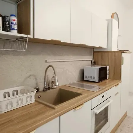 Szt3sag 20 - Resty Apartament Seghedin