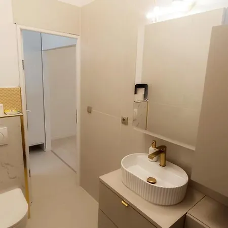 Apartament Szt3sag 20 - Resty
